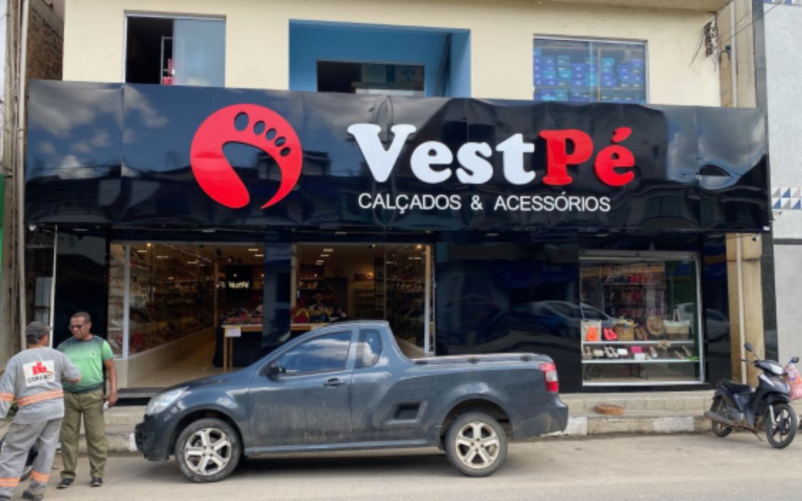 Fachada em ACM – VestPé Mutuipe